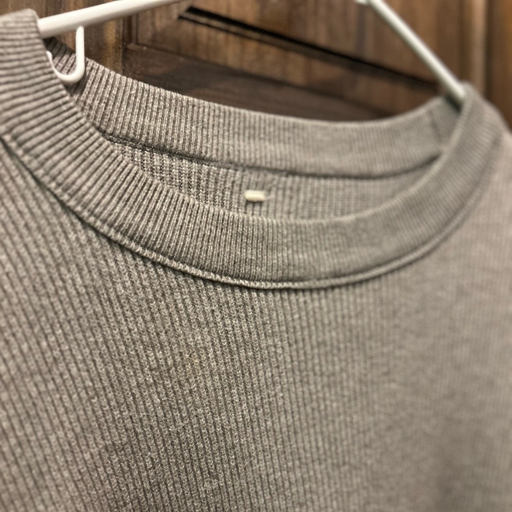 Cozy Vintage Find: Neutral Gray Knit Sweater